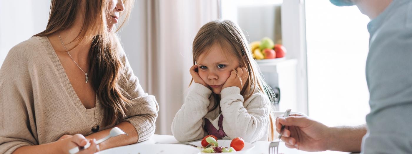 Dítě a dieta: Jak dodržovat omezení a nebrat radost z jídla?