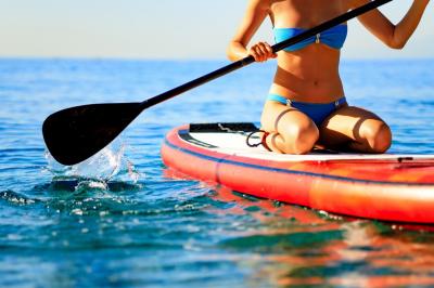 na paddleboardu