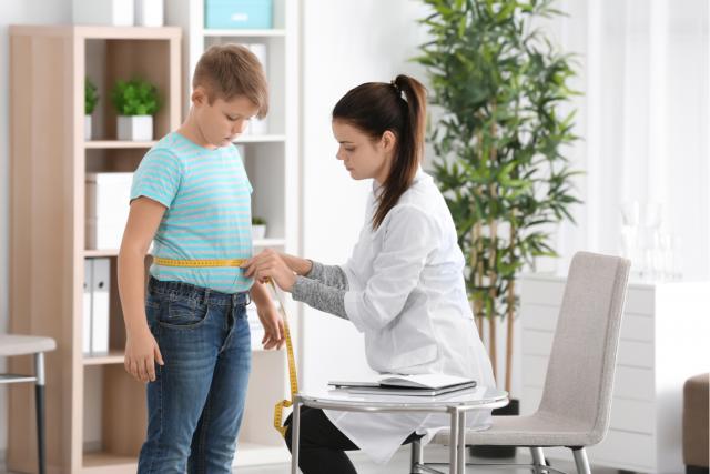 Dítě z obezity nevyroste! Obezita je nemoc, která se musí léčit 